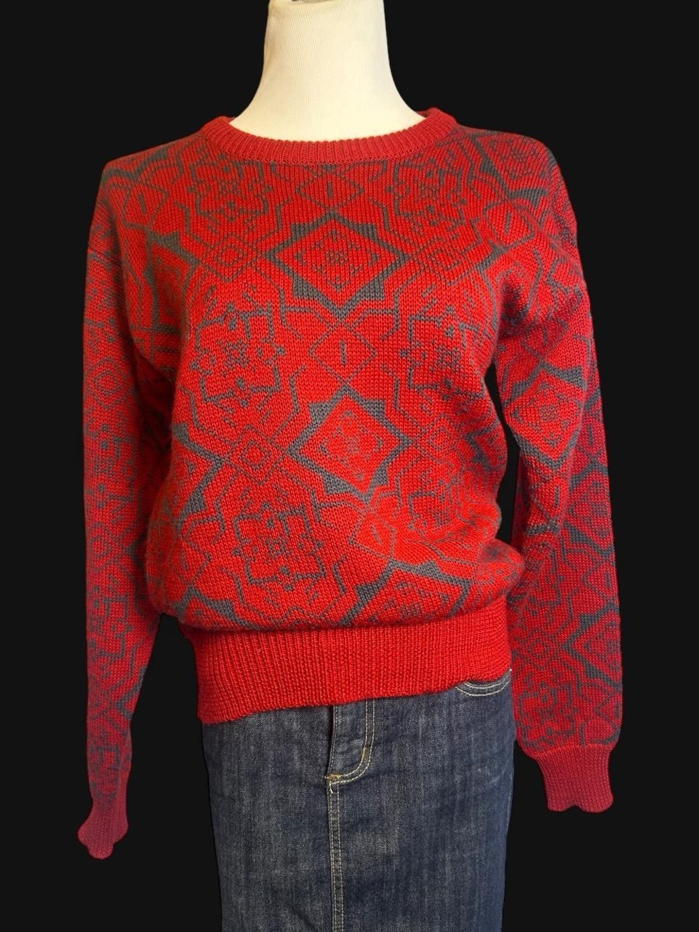Vintage late80s/90s Red Patterned Knit wool Sweater